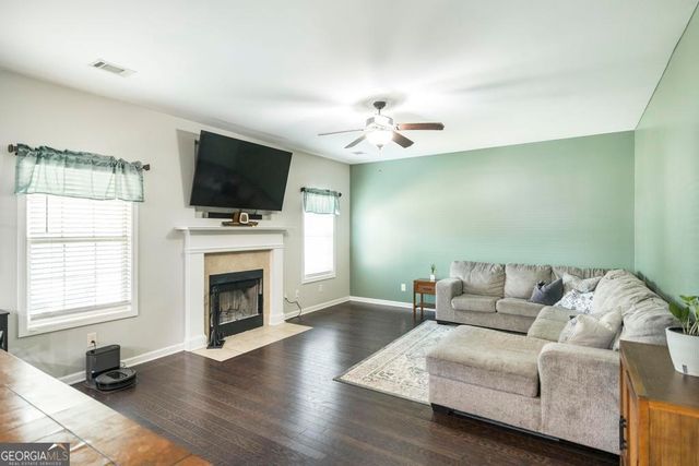 100 Taconic Court, Bonaire, GA 31005