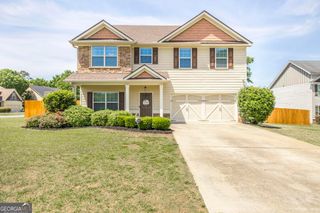 100 Taconic Court, Bonaire, GA 31005