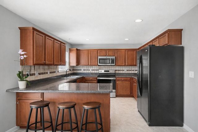 1014 Longhunter Chase Dr, Spring Hill, TN 37174