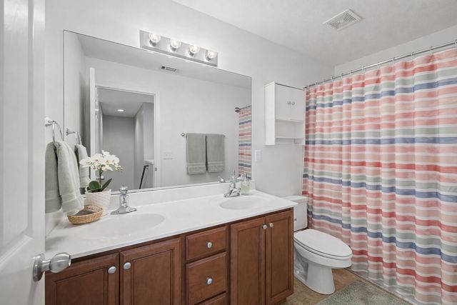 1014 Longhunter Chase Dr, Spring Hill, TN 37174