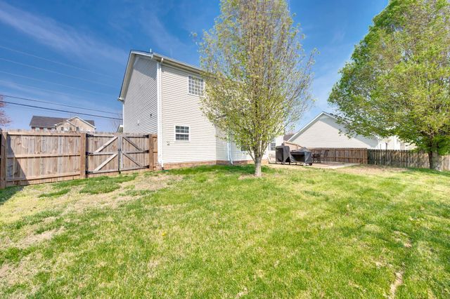 1014 Longhunter Chase Dr, Spring Hill, TN 37174