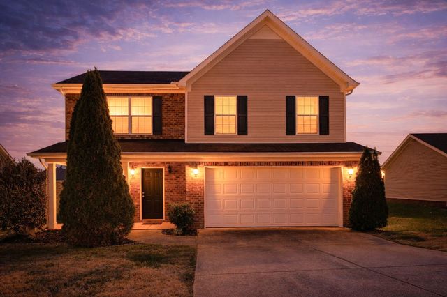 1014 Longhunter Chase Dr, Spring Hill, TN 37174