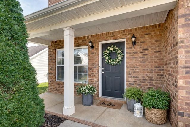 1014 Longhunter Chase Dr, Spring Hill, TN 37174