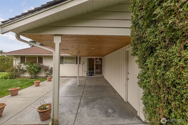 9428 21st Drive SE, Everett, WA 98208