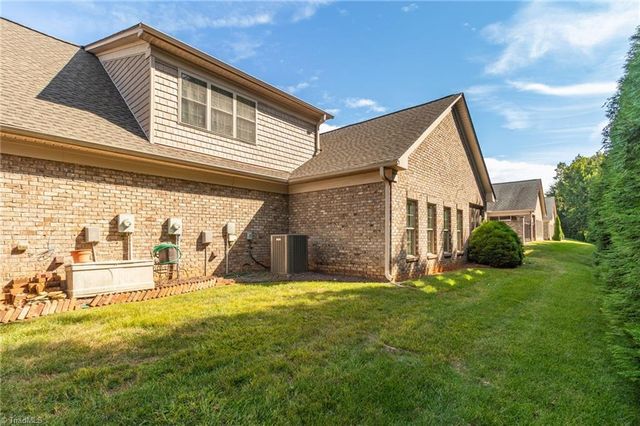 6901 Stone Gables Drive, Thomasville, NC 27360