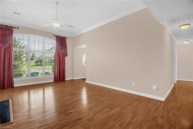 6901 Stone Gables Drive, Thomasville, NC 27360