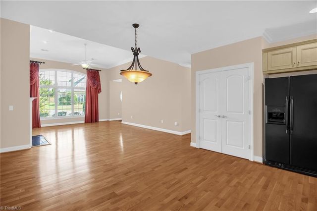 6901 Stone Gables Drive, Thomasville, NC 27360