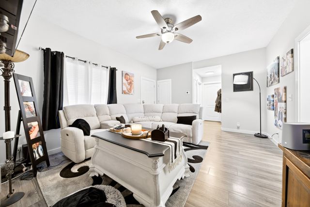 4020 Ashley Dr, Murfreesboro, TN 37128