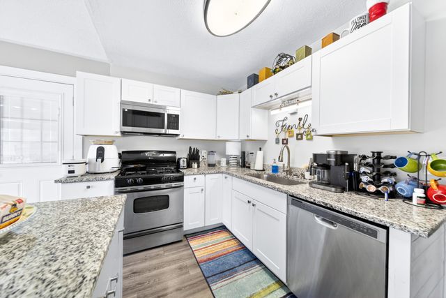 4020 Ashley Dr, Murfreesboro, TN 37128