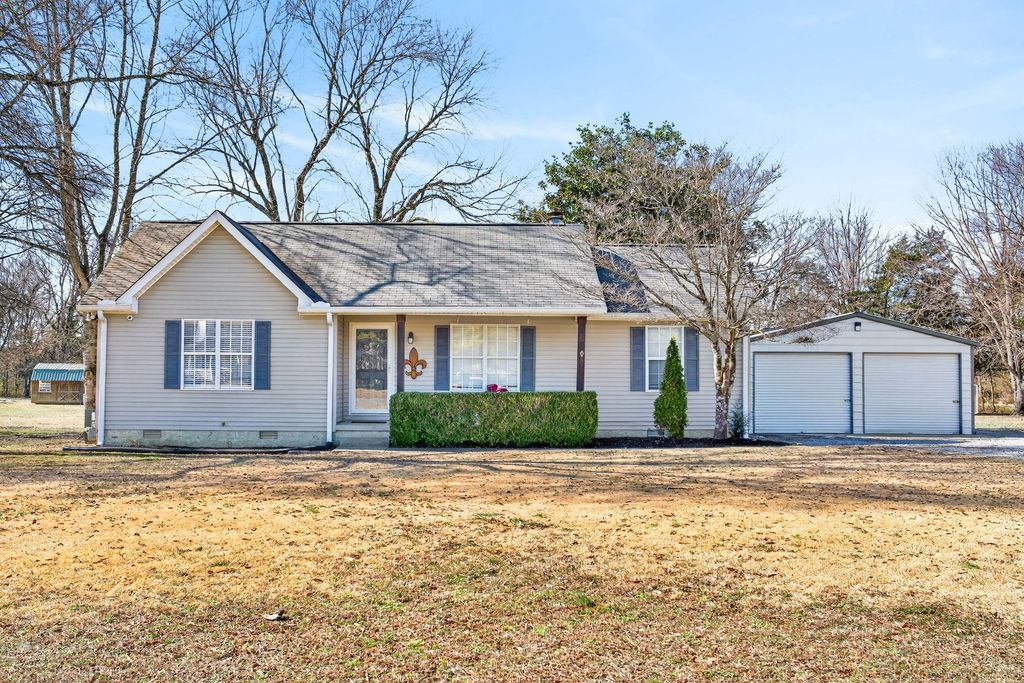 4020 Ashley Dr, Murfreesboro, TN 37128