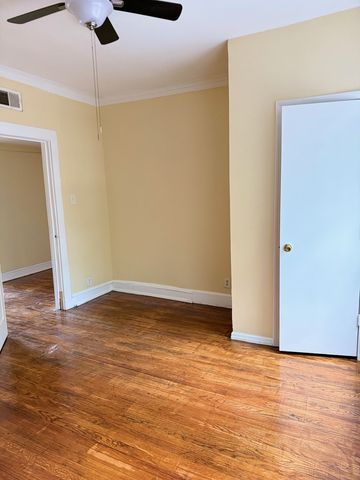5703 S Emerald Avenue 2, Chicago, IL 60621