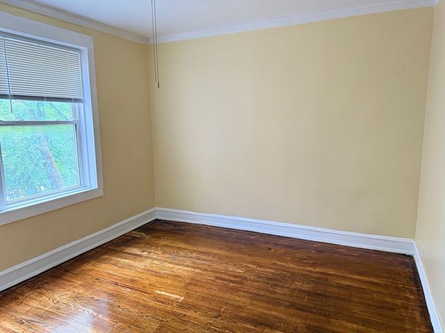 5703 S Emerald Avenue 2, Chicago, IL 60621