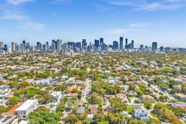 1010 SW 14th Ave, Miami, FL 33135