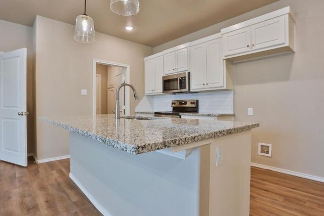 1221 Preston Trail, Wolfforth, TX 79382