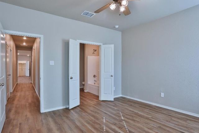 1221 Preston Trail, Wolfforth, TX 79382