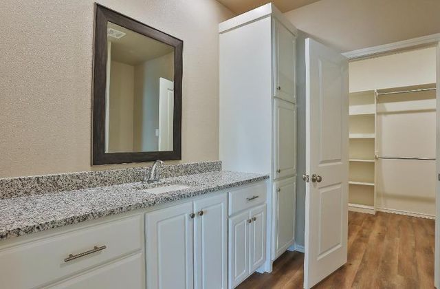 1221 Preston Trail, Wolfforth, TX 79382