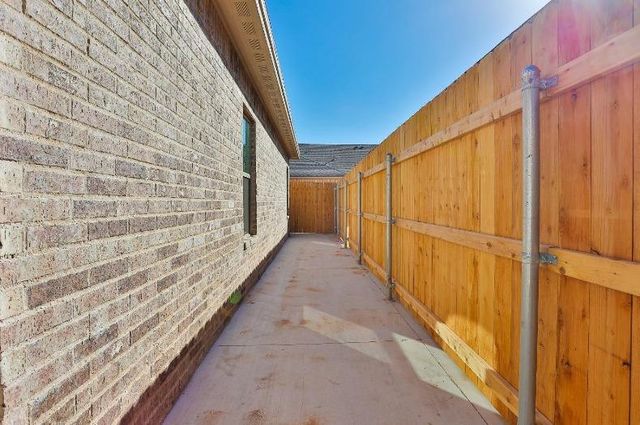 1221 Preston Trail, Wolfforth, TX 79382