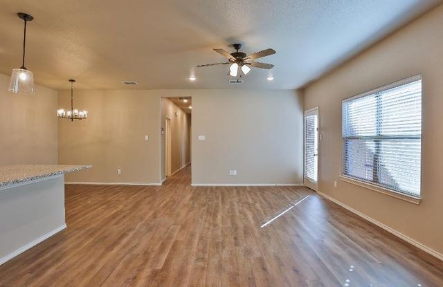 1221 Preston Trail, Wolfforth, TX 79382