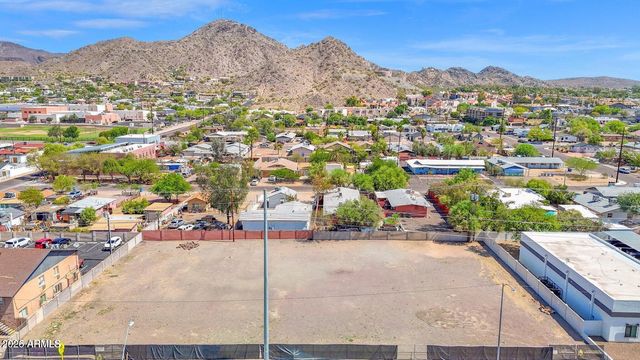 320 E Hatcher Road, Phoenix, AZ 85020