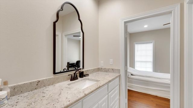 1005 Stone Bridge Street, Mt Pleasant, TX 75455