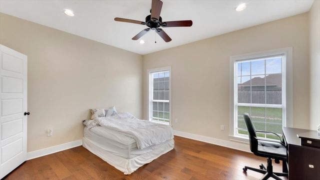 1005 Stone Bridge Street, Mt Pleasant, TX 75455