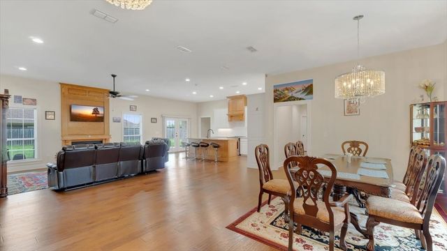 1005 Stone Bridge Street, Mt Pleasant, TX 75455