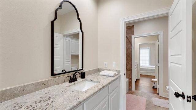 1005 Stone Bridge Street, Mt Pleasant, TX 75455