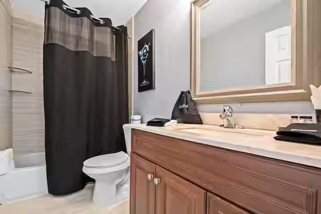 2015 NW 37th Terrace NW 403, Lauderdale Lakes, FL 33311