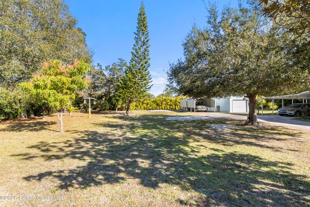 637 Roseland Road, Sebastian, FL 32958