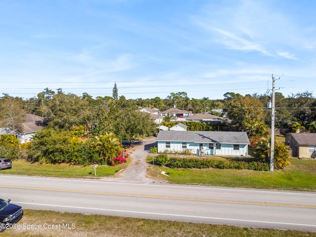 637 Roseland Road, Sebastian, FL 32958