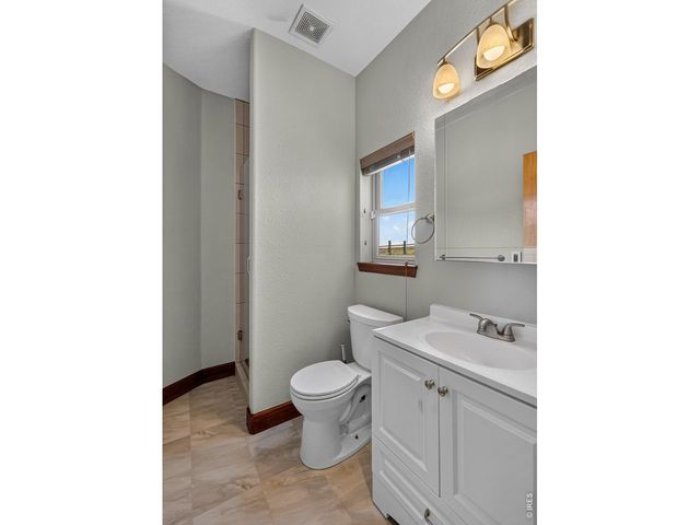 17622 County Road 1, Berthoud, CO 80513