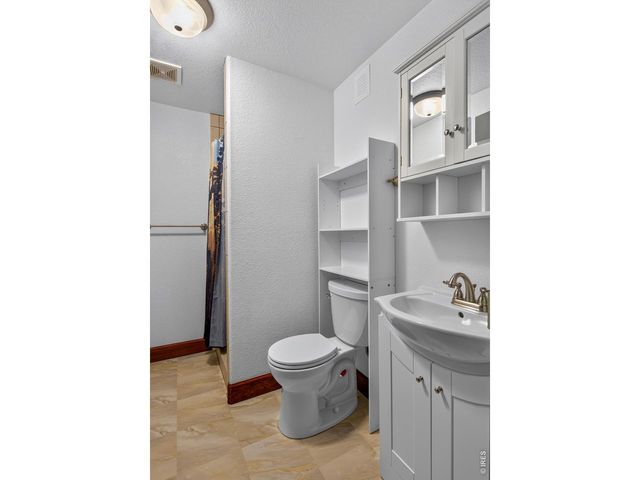 17622 County Road 1, Berthoud, CO 80513
