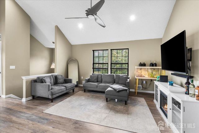 504 Geranium Court, Jackson, NJ 08527