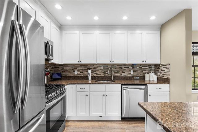 504 Geranium Court, Jackson, NJ 08527