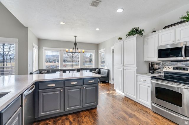 4497 W PALE MOON LN, South Jordan, UT 84009