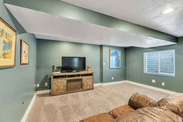 4497 W PALE MOON LN, South Jordan, UT 84009