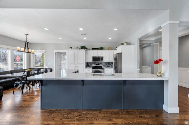 4497 W PALE MOON LN, South Jordan, UT 84009