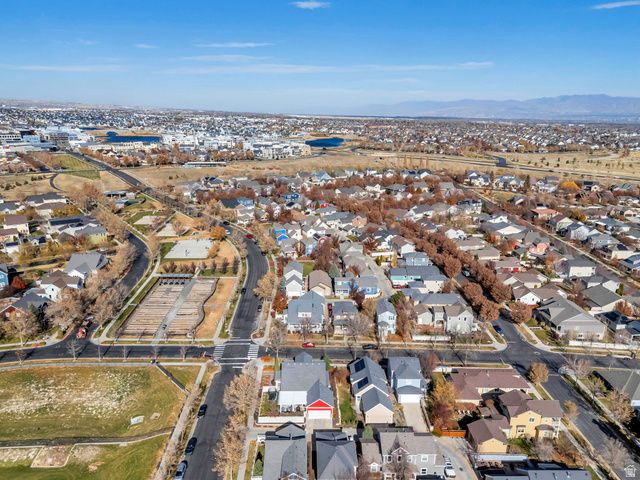 4497 W PALE MOON LN, South Jordan, UT 84009