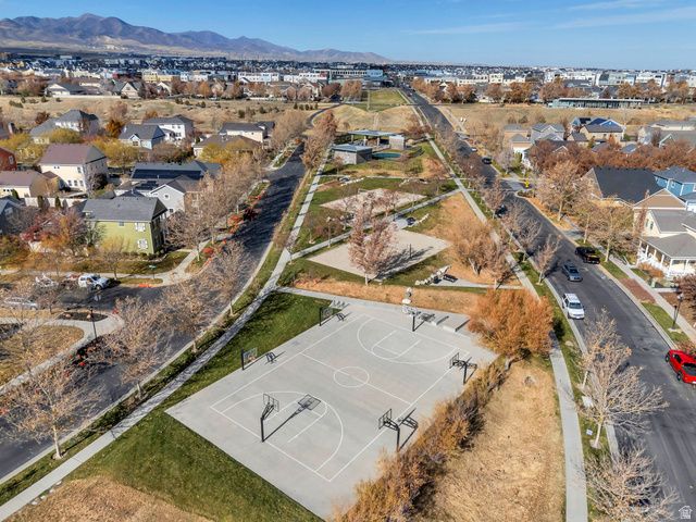 4497 W PALE MOON LN, South Jordan, UT 84009