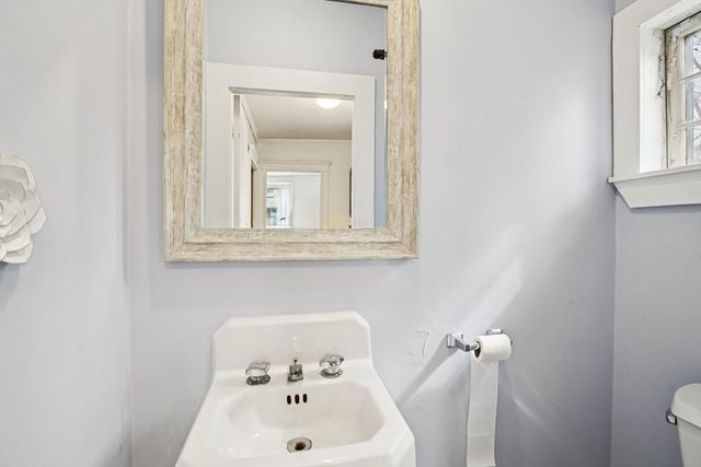 23 Bradford St, Salem, MA 01970