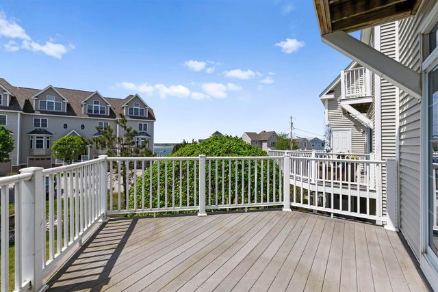 23 Duston Avenue, Hampton, NH 03842