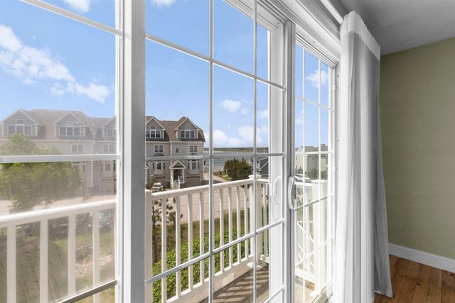 23 Duston Avenue, Hampton, NH 03842