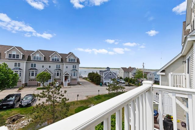 23 Duston Avenue, Hampton, NH 03842