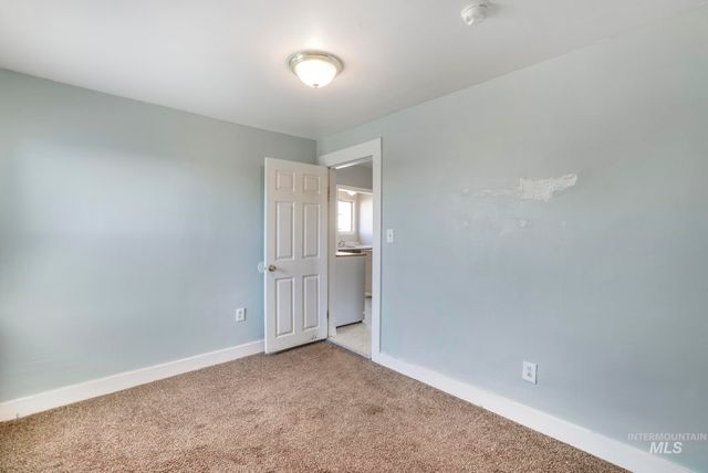 520 E 2nd Ave, Twin Falls, ID 83301