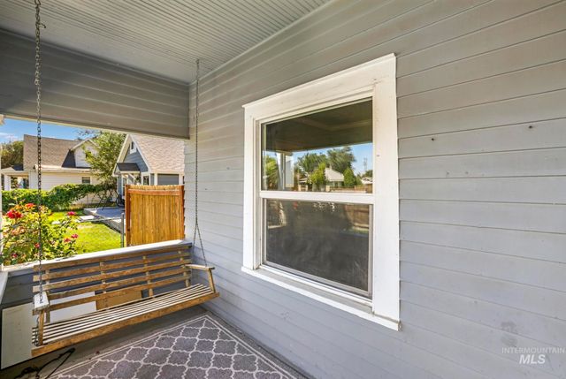 520 E 2nd Ave, Twin Falls, ID 83301