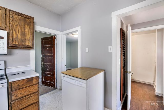 520 E 2nd Ave, Twin Falls, ID 83301