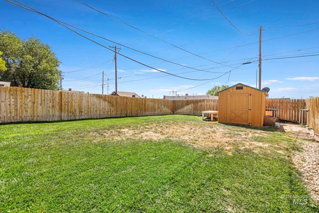 520 E 2nd Ave, Twin Falls, ID 83301