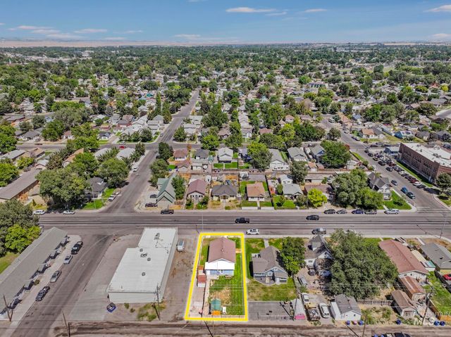 520 E 2nd Ave, Twin Falls, ID 83301