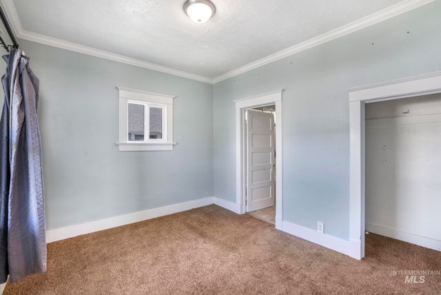 520 E 2nd Ave, Twin Falls, ID 83301