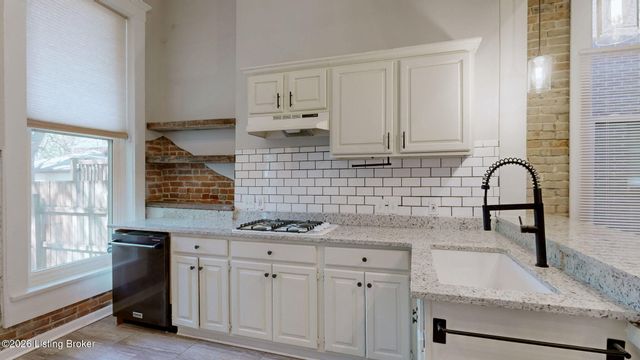 1036 S 6th St, Louisville, KY 40203